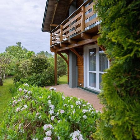 Family Vacation House With Garden & Parking By Noclegi Renters Zastan Exterior foto