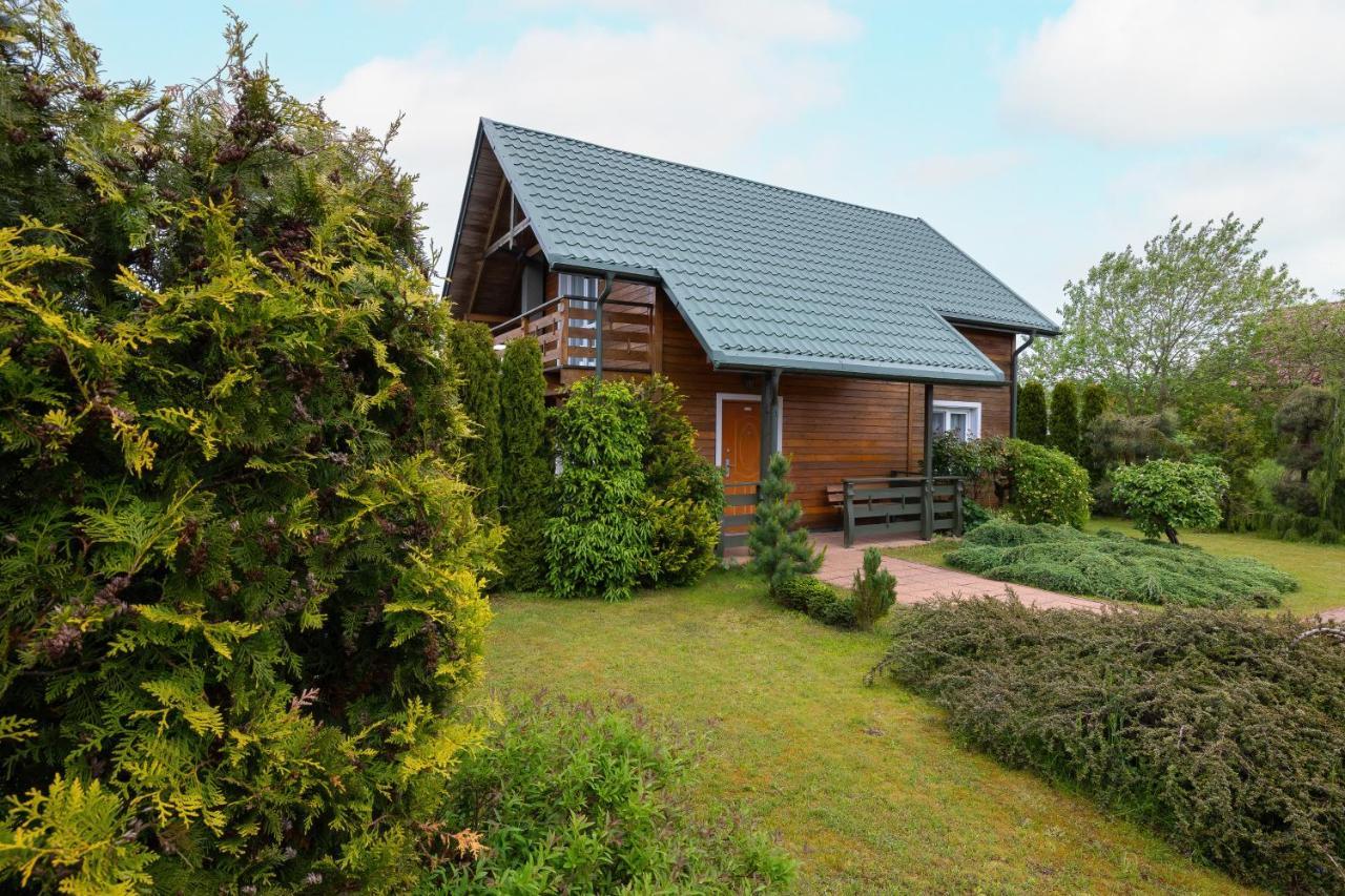 Family Vacation House With Garden & Parking By Noclegi Renters Zastan Exterior foto